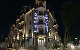 Leader Hotel